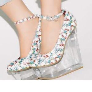 Hello kitty x Jeffrey Campbell icy rare heels
